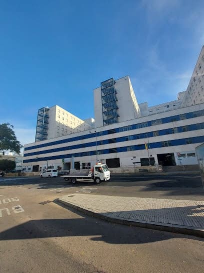 La Junta de Andalucía implanta en Cádiz una consulta para la endometriosis grave. Foto del hospital Puerta del Mar.