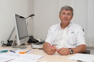 Dr. Francisco Carmona del Hospital Clinic de Barcelona. Especialista en Endometriosis