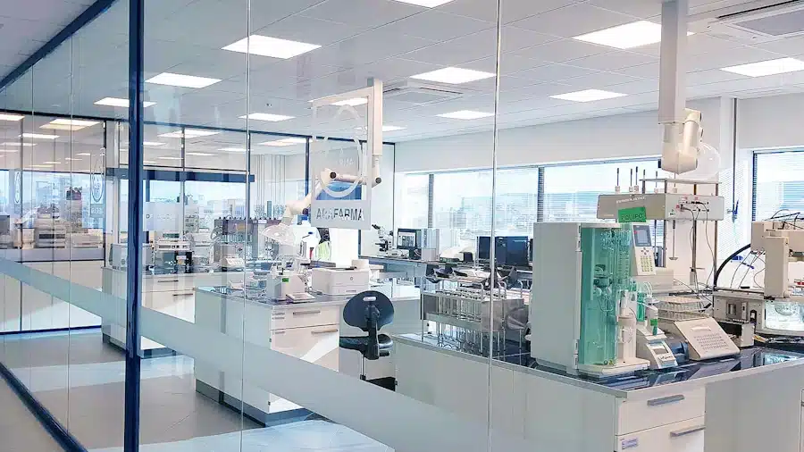 Arafarma. Laboratorio farmacéutico de complementos alimenticios. Instalaciones