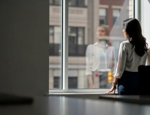 Baja por Endometriosis en España: Un Año de Implementación y sus Desafíos Prácticos para las Pacientes