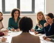 Adaena lanza un taller para empoderar a pacientes con endometriosis en sus consultas médicas
